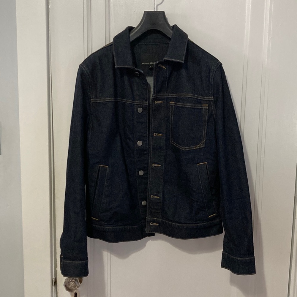 Banana Republic Denim Jacket EUC. Worn Once.